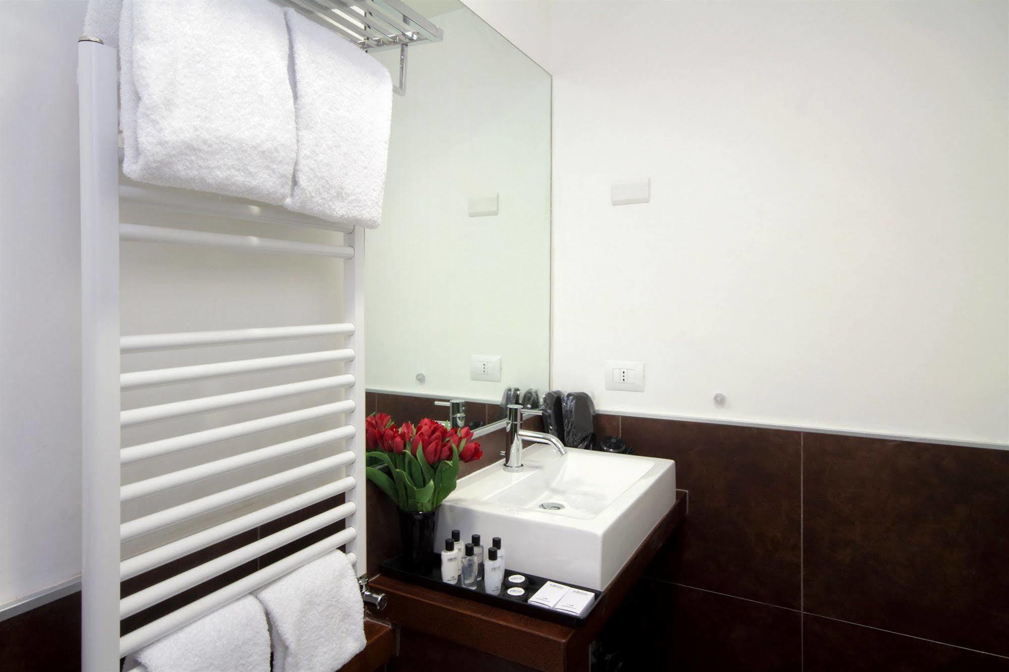 The Classic Roma Guesthouse Collection Εξωτερικό φωτογραφία